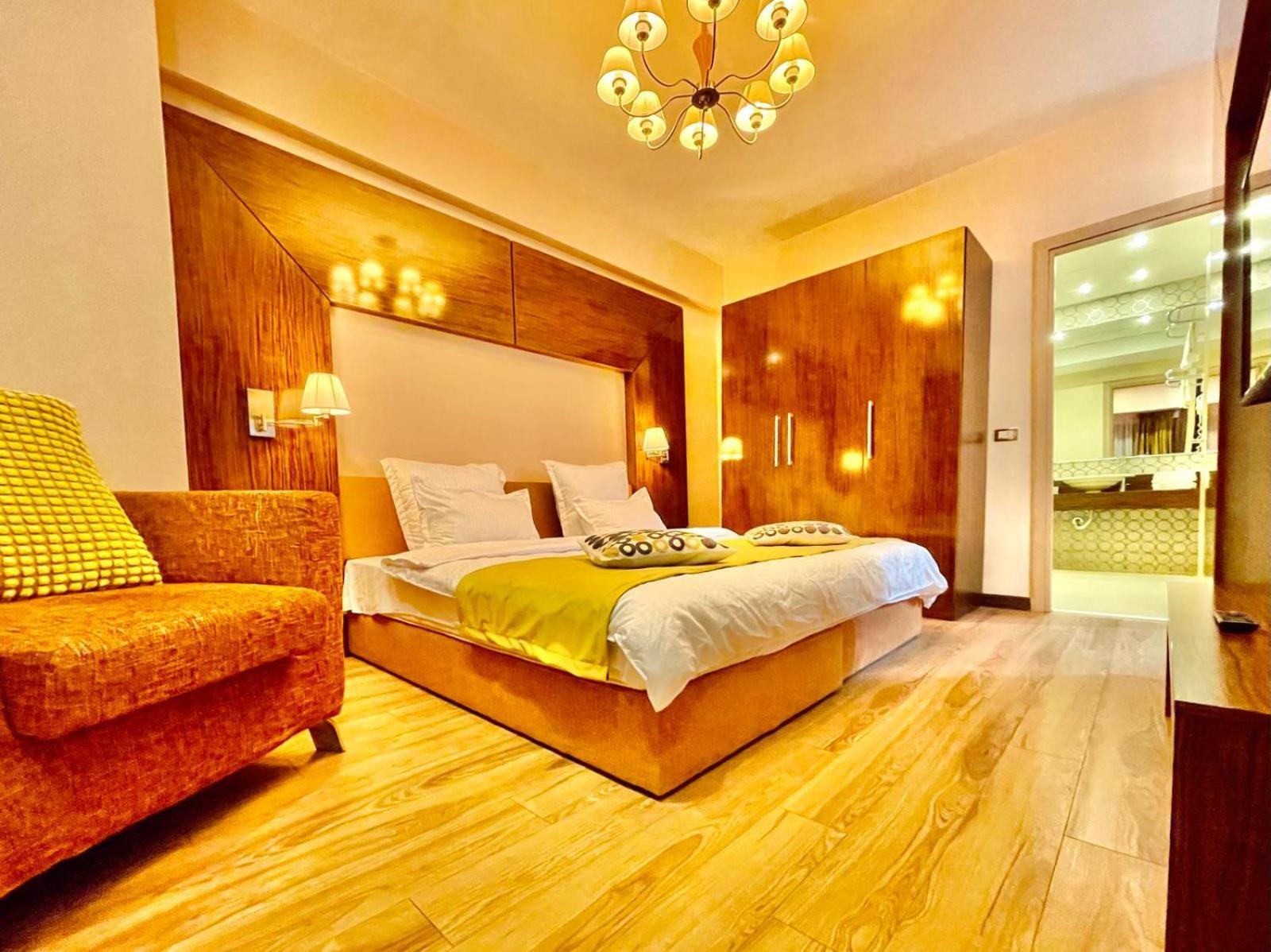 Royal Studio Apartment With A Perfect View - Yamaluxe Βουκουρέστι Εξωτερικό φωτογραφία